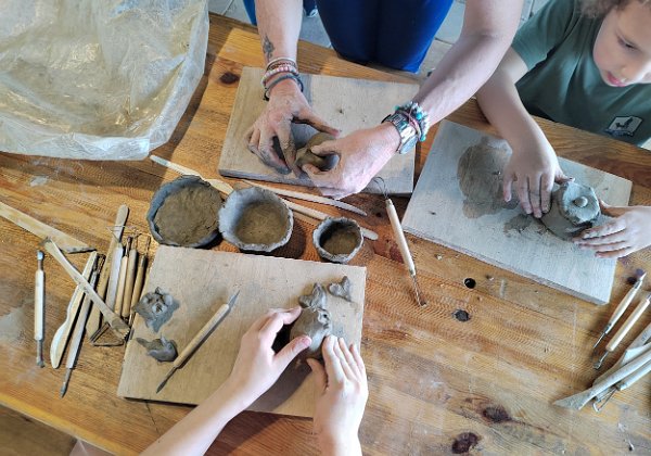 Laboratorio per Bambini con l'argilla , a cura dell' Associazione Vivere con Arte, Castiglione Olona